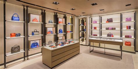 bottega veneta hk locations.